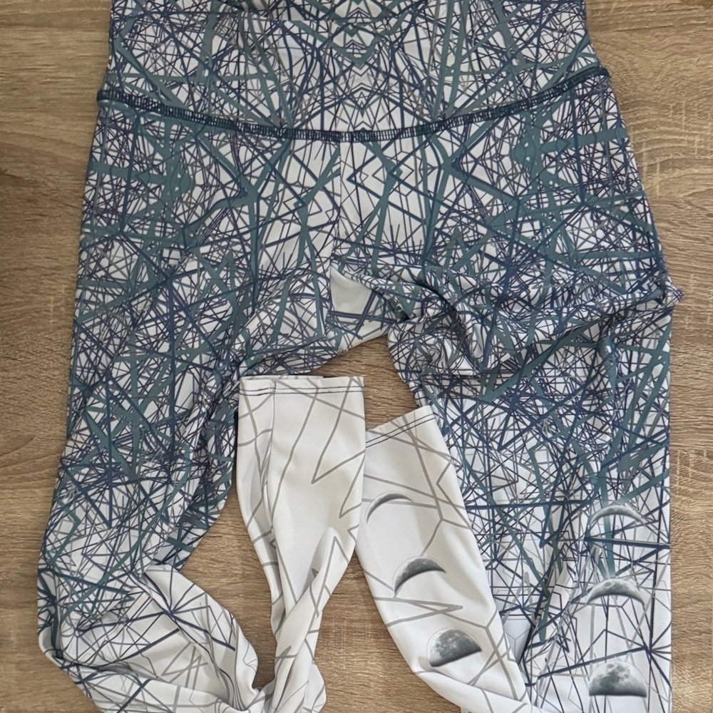 NWOT Onzie Leggings